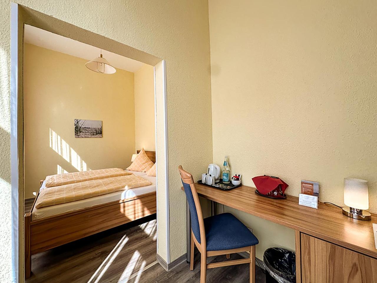 Hotel Graf Waldersee Borkum Exterior foto