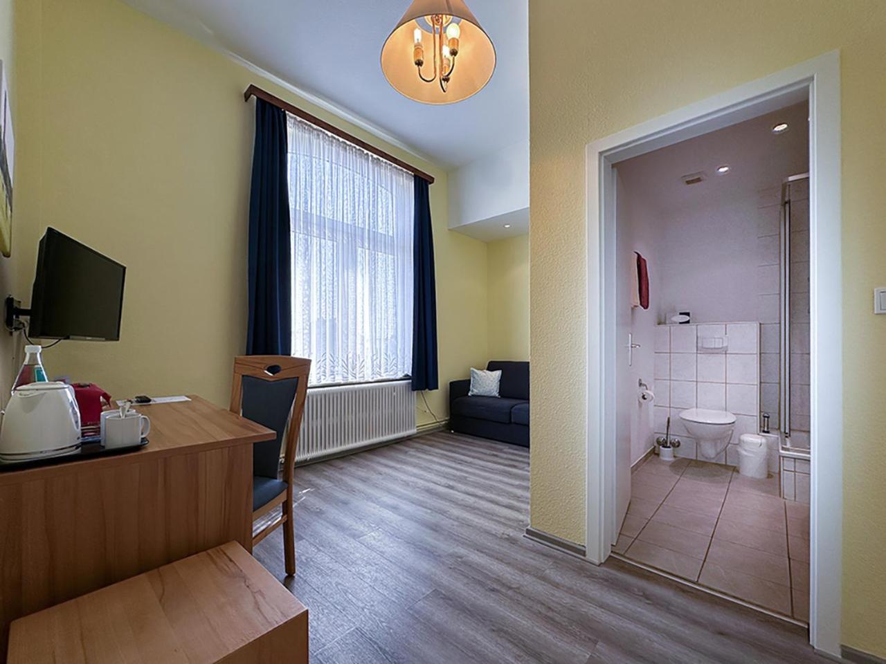 Hotel Graf Waldersee Borkum Exterior foto