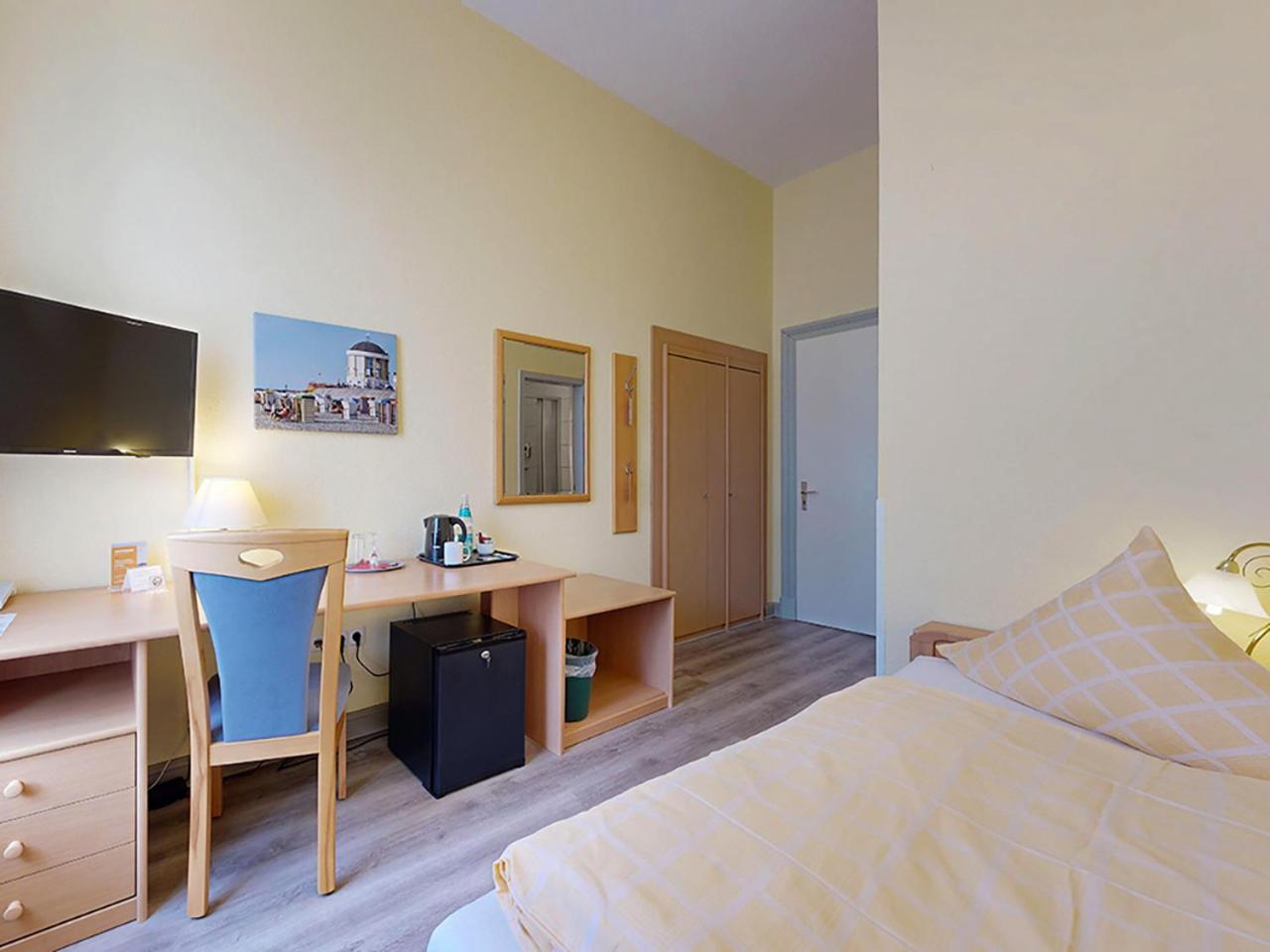 Hotel Graf Waldersee Borkum Exterior foto